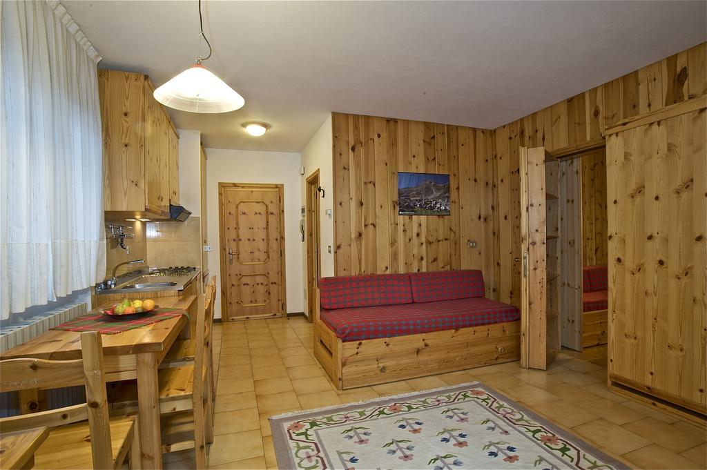 Residence Raffaella Santa Caterina Valfurva Room photo