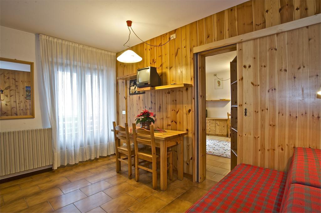 Residence Raffaella Santa Caterina Valfurva Room photo